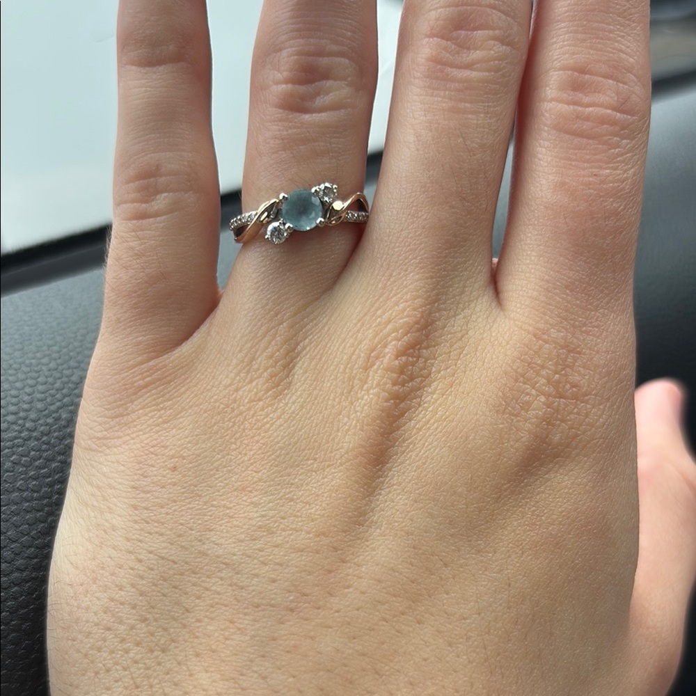 Elegant Silver and Blue Gemstone Ring